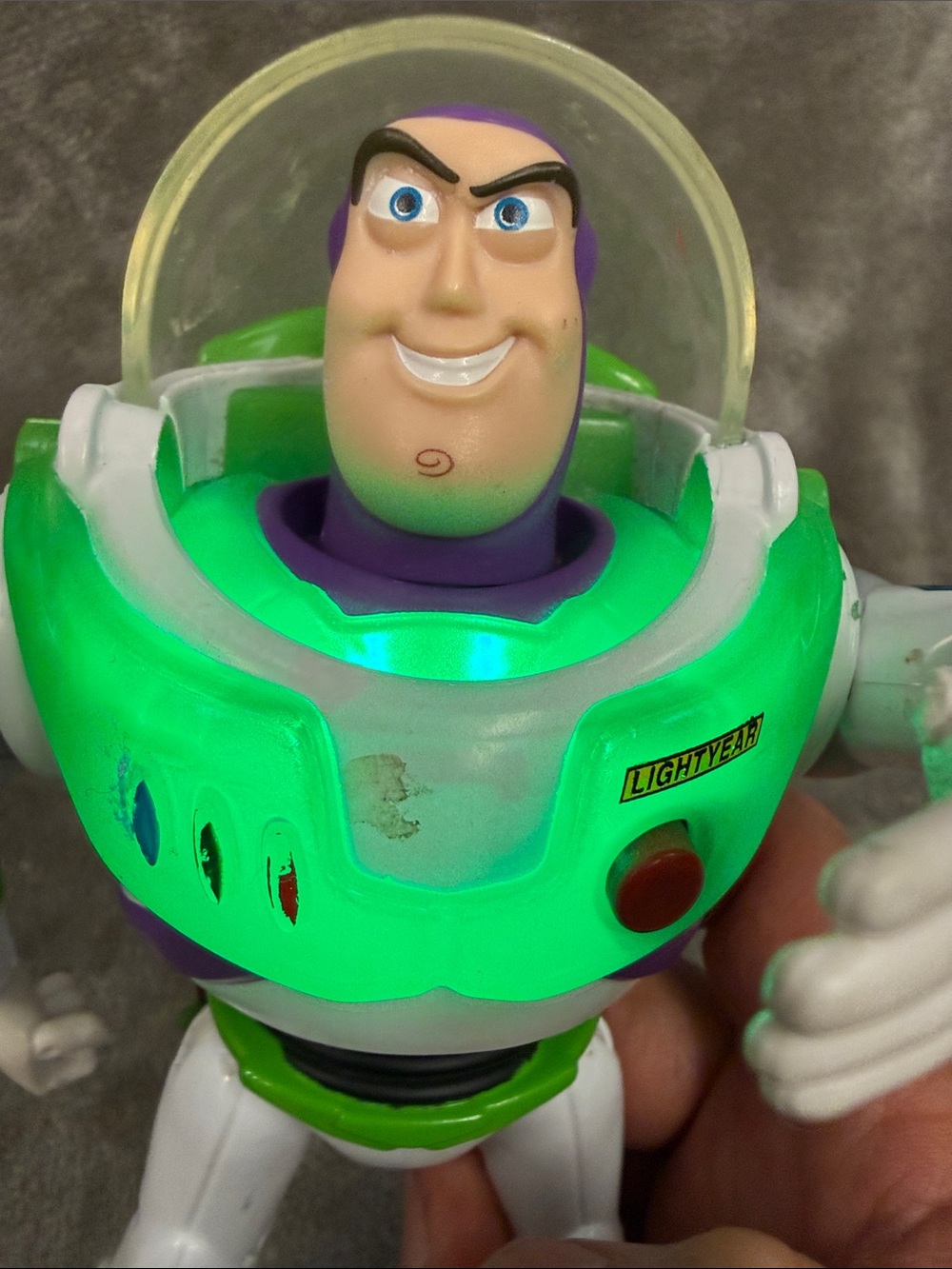 Disney Pixar Buzz Lightyear 7" Talking and Light up Action Figure 2018 N
